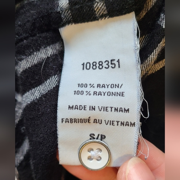 Button Shirt - Picture 4 of 5